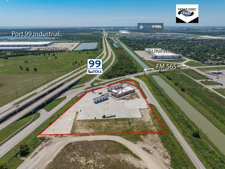 2627 Farm-to-Market 565 Rd, Baytown, TX à louer - Photo du bâtiment - Image 2 de 3