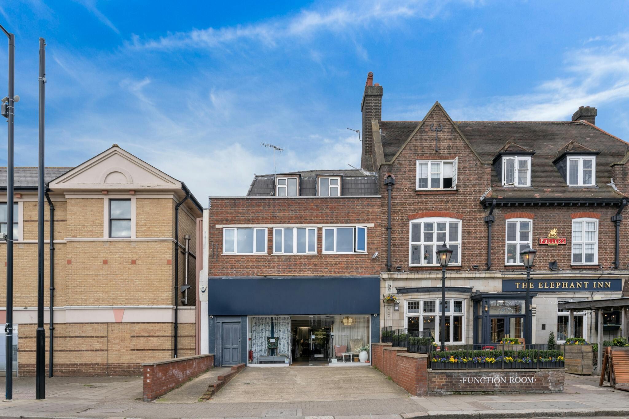 281 Ballards Ln, London for lease Primary Photo- Image 1 of 18