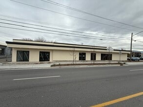 1071 300 w, Salt Lake City, UT for lease Interior Photo- Image 1 of 8