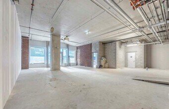 79-81 King St E, Toronto, ON à louer Photo intérieure- Image 2 de 3