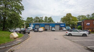 12A The Square, Wickham à louer Photo du bâtiment- Image 2 de 5