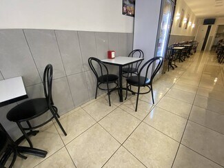 Plus de détails pour Commerce de détail à louer