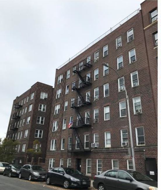 1737 Pilgrim Ave, Bronx, NY à louer Photo principale- Image 1 de 2