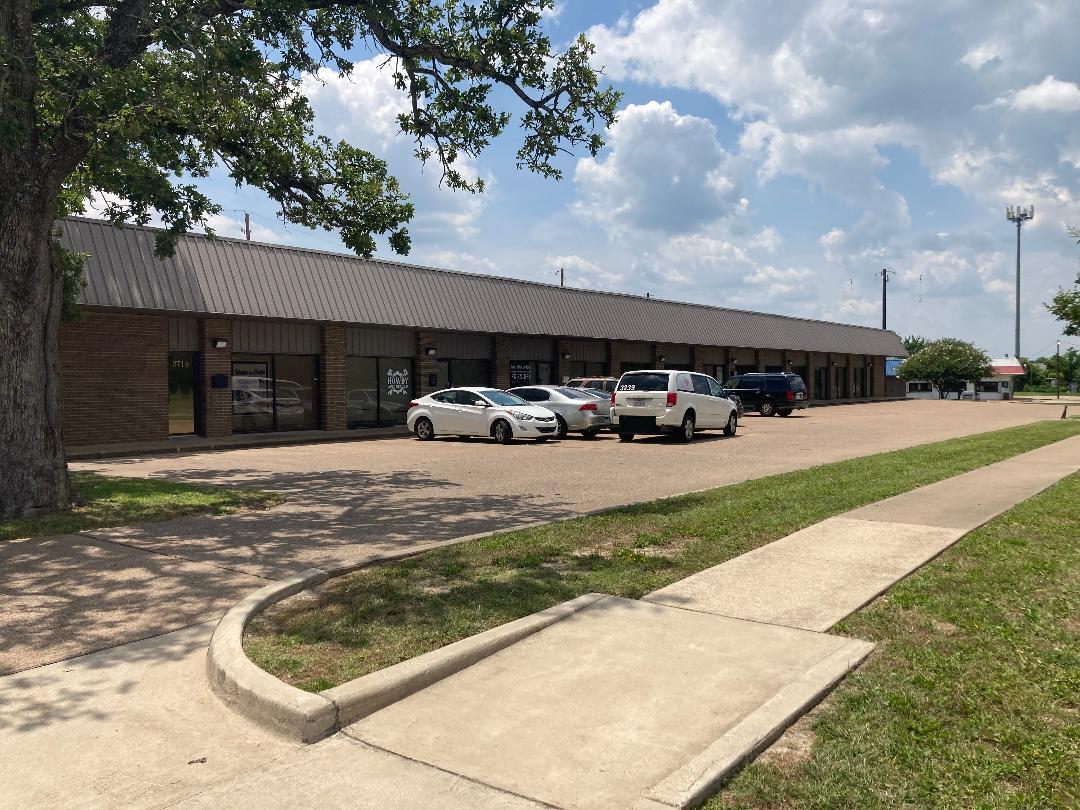 2700 Finfeather Rd, Bryan, TX à vendre Photo principale- Image 1 de 3