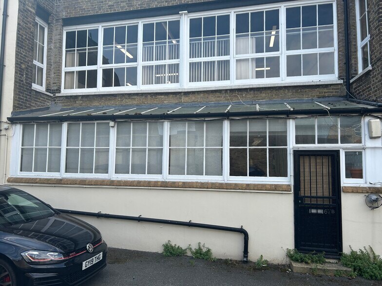 67 Westow St, Londres à louer - Photo du bâtiment - Image 3 de 3