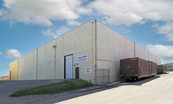 Free-Standing Warehouse - Commercial Real Estate