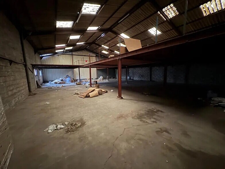 Industriel dans Libourne à vendre - Photo du bâtiment - Image 2 de 4