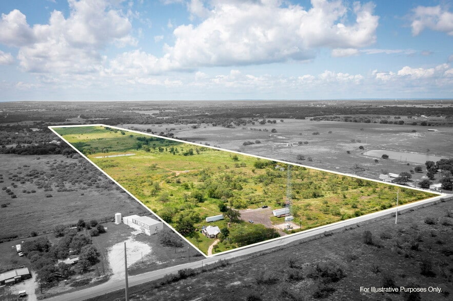 181 Pine Meadow Rd, Seguin, TX for sale - Building Photo - Image 2 of 23