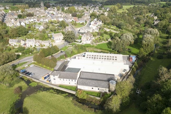 Brook Hl, Sherston for lease - Primary Photo - Image 1 of 2