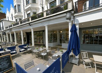 Plus de détails pour 38 The Pantiles, Tunbridge Wells - Commerce de détail à louer