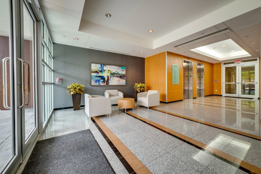 1250 S Pine Island Rd, Plantation, FL for lease - Interior Photo - Image 3 of 24