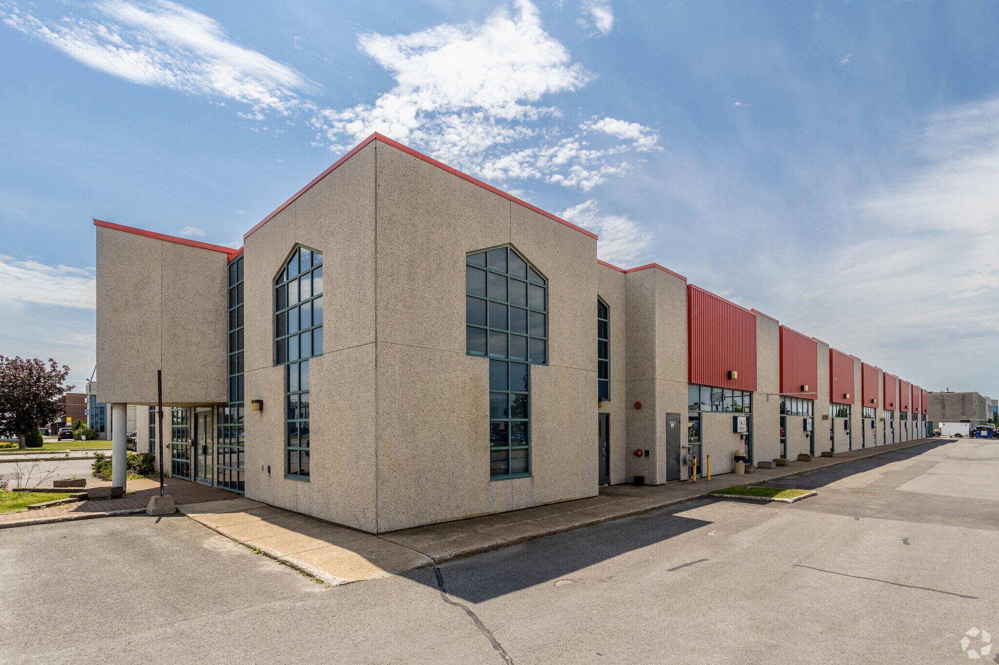 900-928 Rue Michelin, Laval, QC for sale Primary Photo- Image 1 of 1