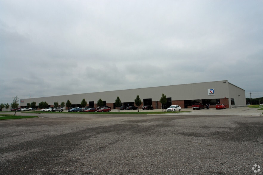 2333 S West St, Wichita, KS for sale - Primary Photo - Image 1 of 24