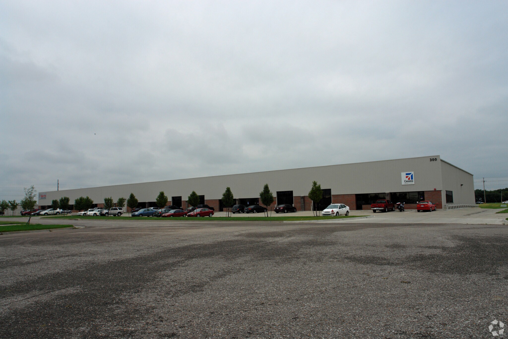 2333 S West St, Wichita, KS à vendre Photo principale- Image 1 de 25