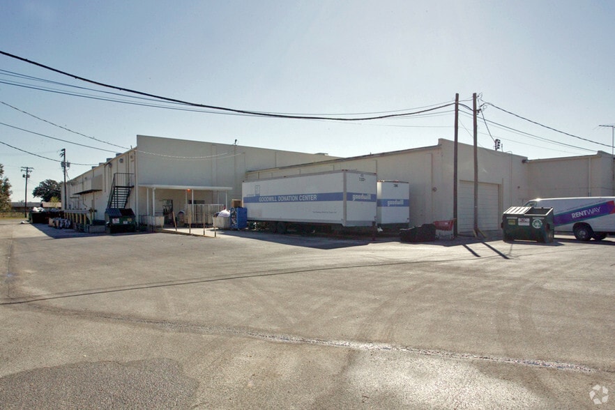 12820 US Highway 301, Dade City, FL for lease - Building Photo - Image 3 of 17