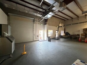 13750 Treeline Ave S, Fort Myers, FL for lease Interior Photo- Image 1 of 6