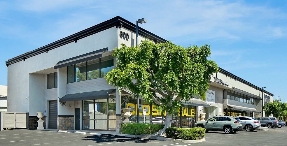 800 E Dyer Rd, Santa Ana, CA for sale - Building Photo - Image 1 of 1