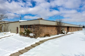 Plus de détails pour 153 Crown Ct, Whitby, ON - Industriel à louer