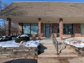 7501 N University St, Peoria, IL à louer Photo intérieure- Image 1 de 7