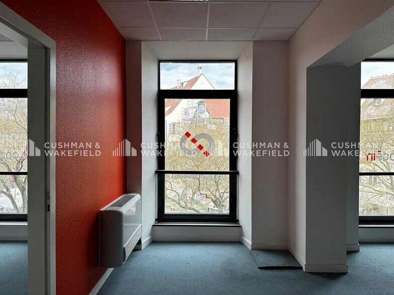 Office in Strasbourg for sale - Interior Photo - Image 3 of 10