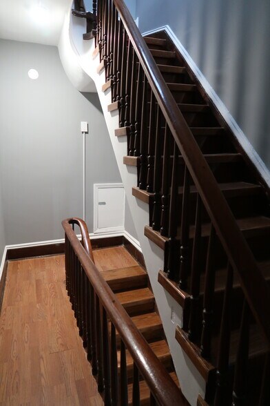 213 E 120th St, New York, NY à vendre - Photo du bâtiment - Image 3 de 25