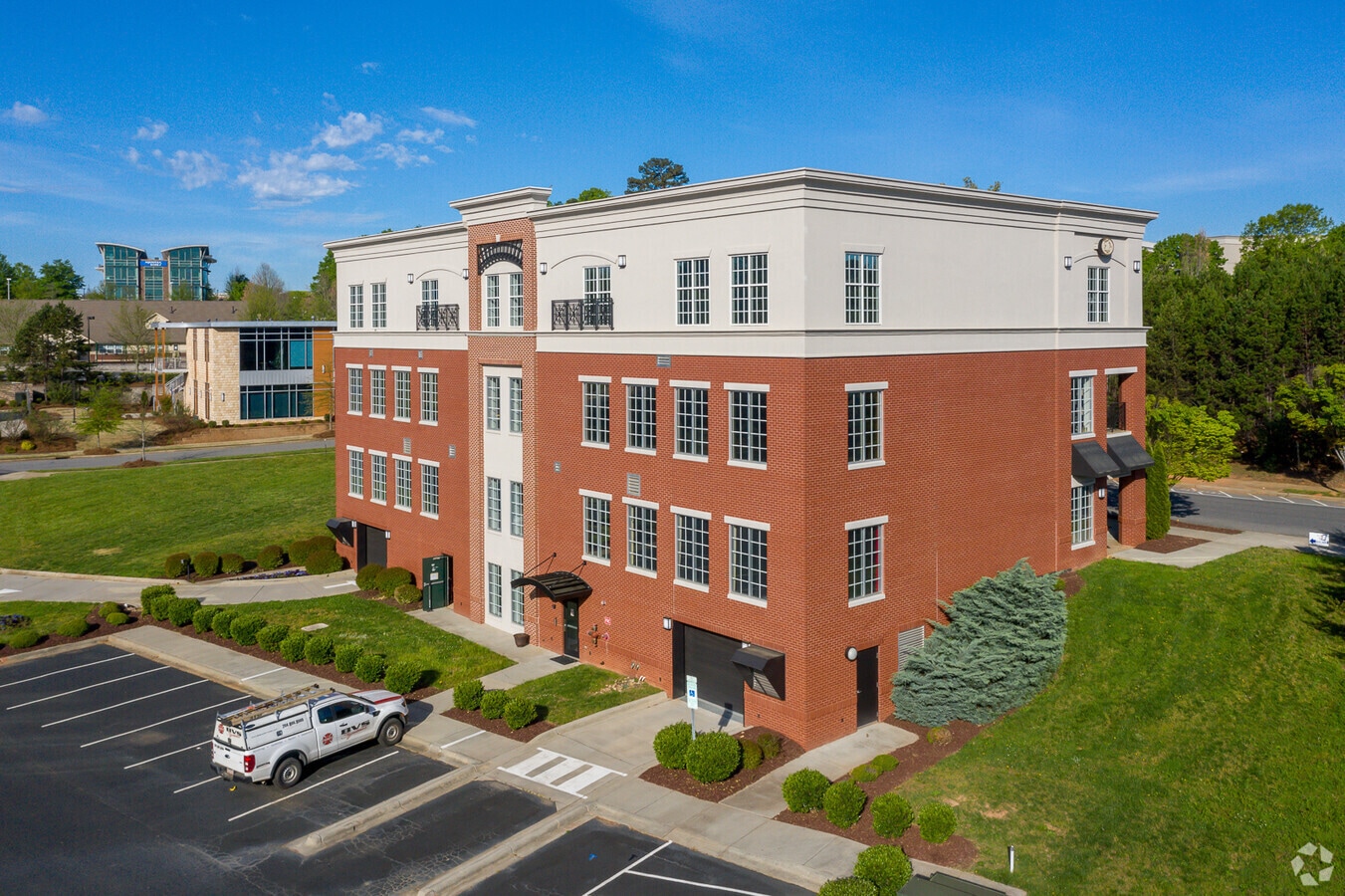 19720 Jetton Rd, Cornelius, NC for lease Primary Photo- Image 1 of 9