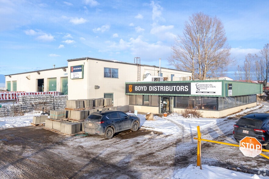 2880 64 Ave portfolio of 2 properties for sale on LoopNet.ca - Building Photo - Image 1 of 3