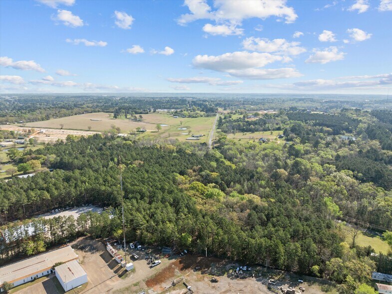 14885 State 155 hwy, Tyler, TX à vendre - Photo du bâtiment - Image 3 de 12