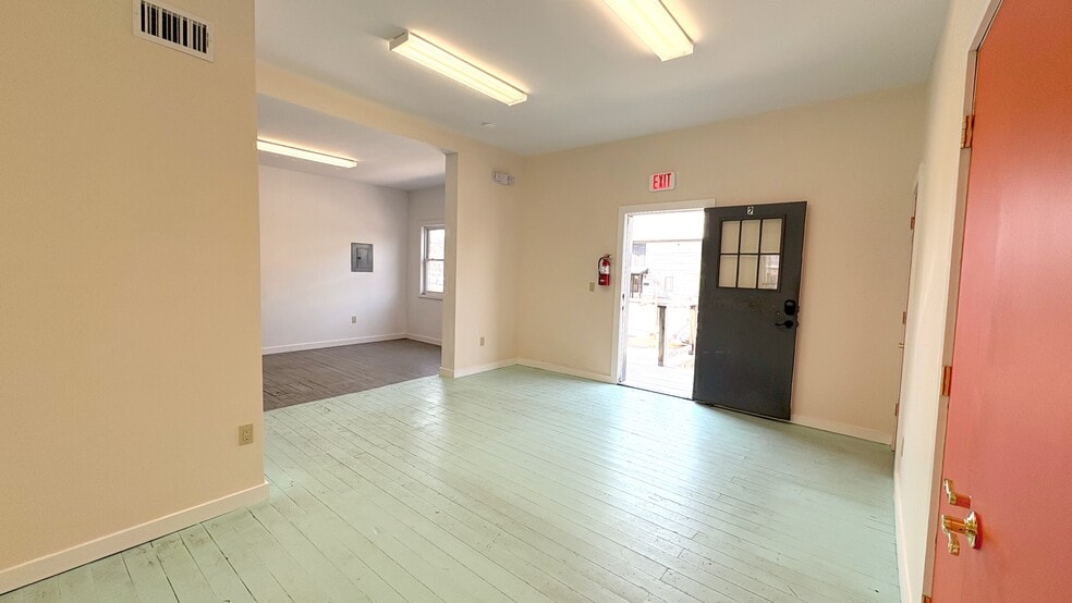 84 Green St, Hudson, NY for lease - Building Photo - Image 2 of 13