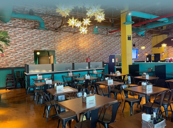 2600 Hylan Blvd, Staten Island, NY à louer - Photo du bâtiment - Image 3 de 13