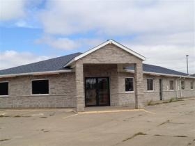 3103 Highway 61, Muscatine, IA à vendre - Photo principale - Image 1 de 1