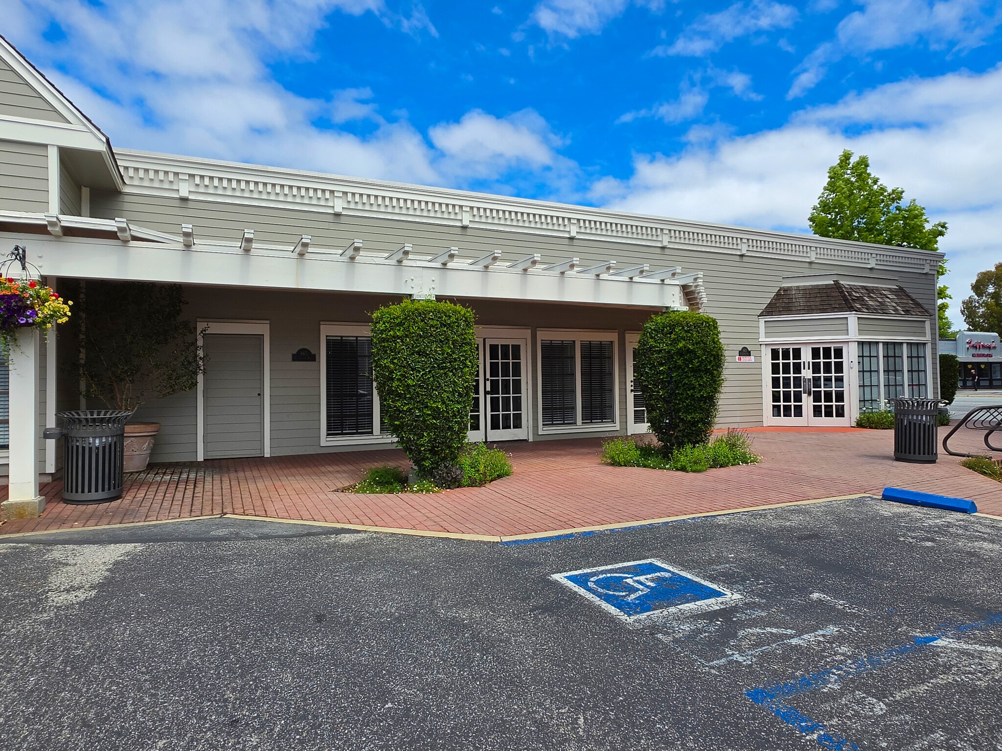 863-877 El Camino Real, Menlo Park, CA for lease Building Photo- Image 1 of 9