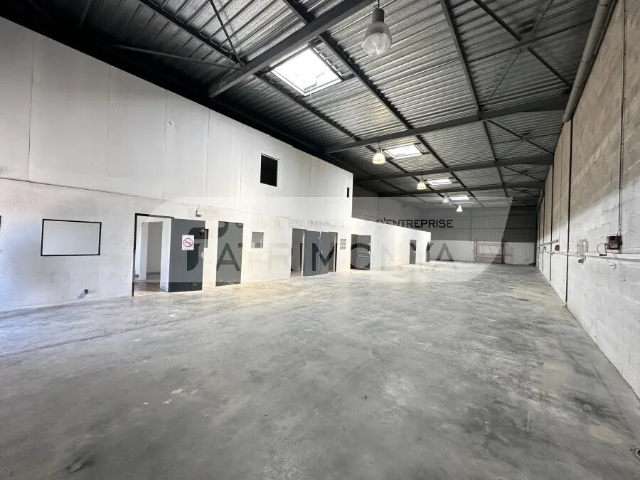 Flex in Rognac for lease Interior Photo- Image 1 of 9