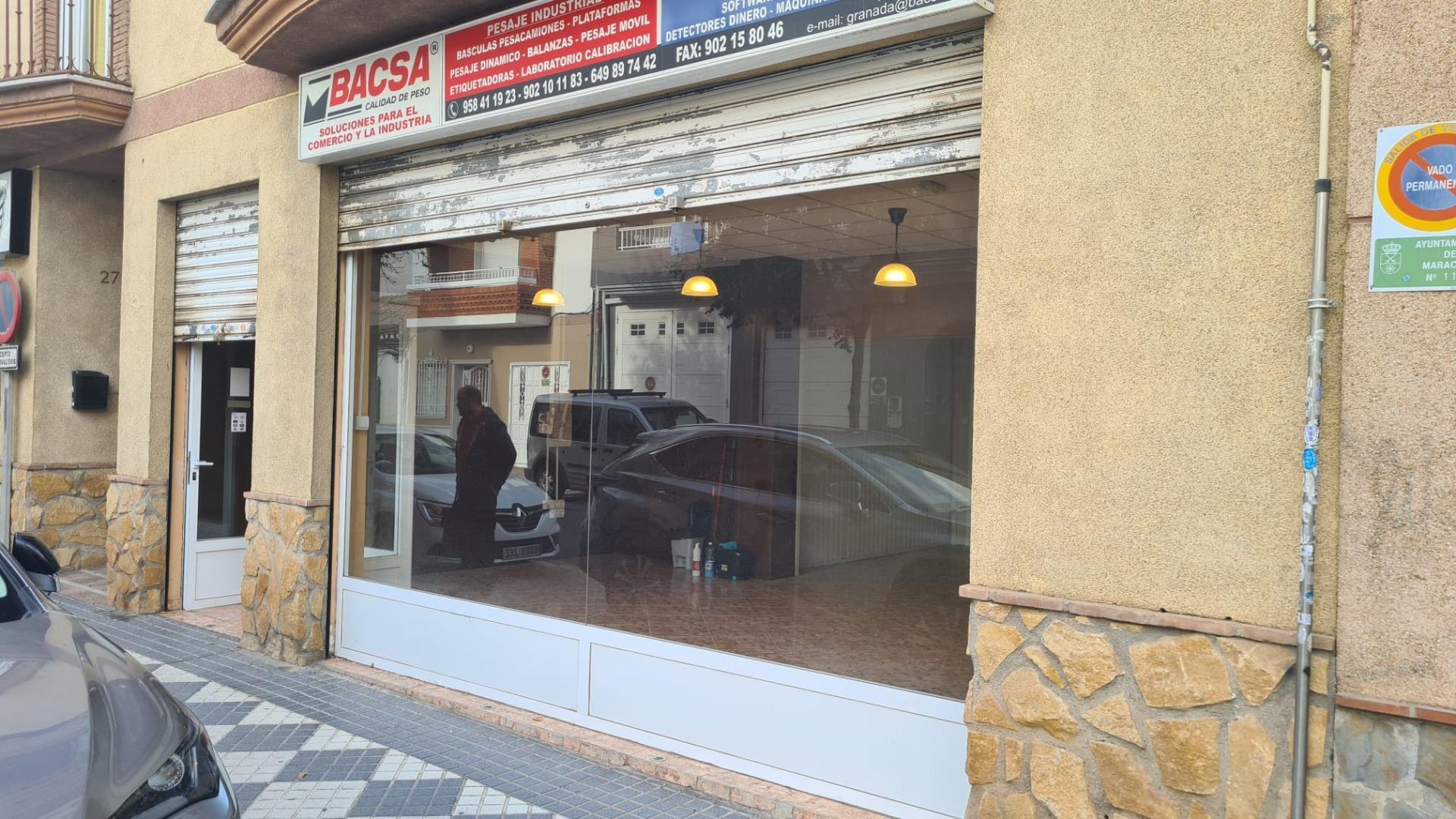 Retail in Maracena for lease Building Photo- Image 1 of 12