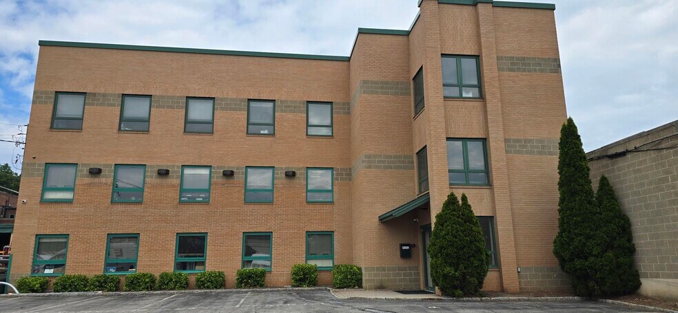 25 7th St, Pelham, NY à vendre - Photo du bâtiment - Image 3 de 12