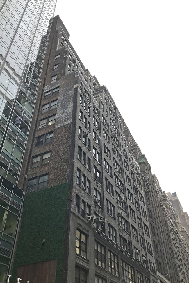 More details for 224 W 35th St, New York, NY - Office, Retail for Lease
