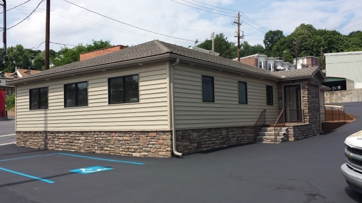 90 N Claude a Lord Blvd, Pottsville, PA for sale Primary Photo- Image 1 of 15