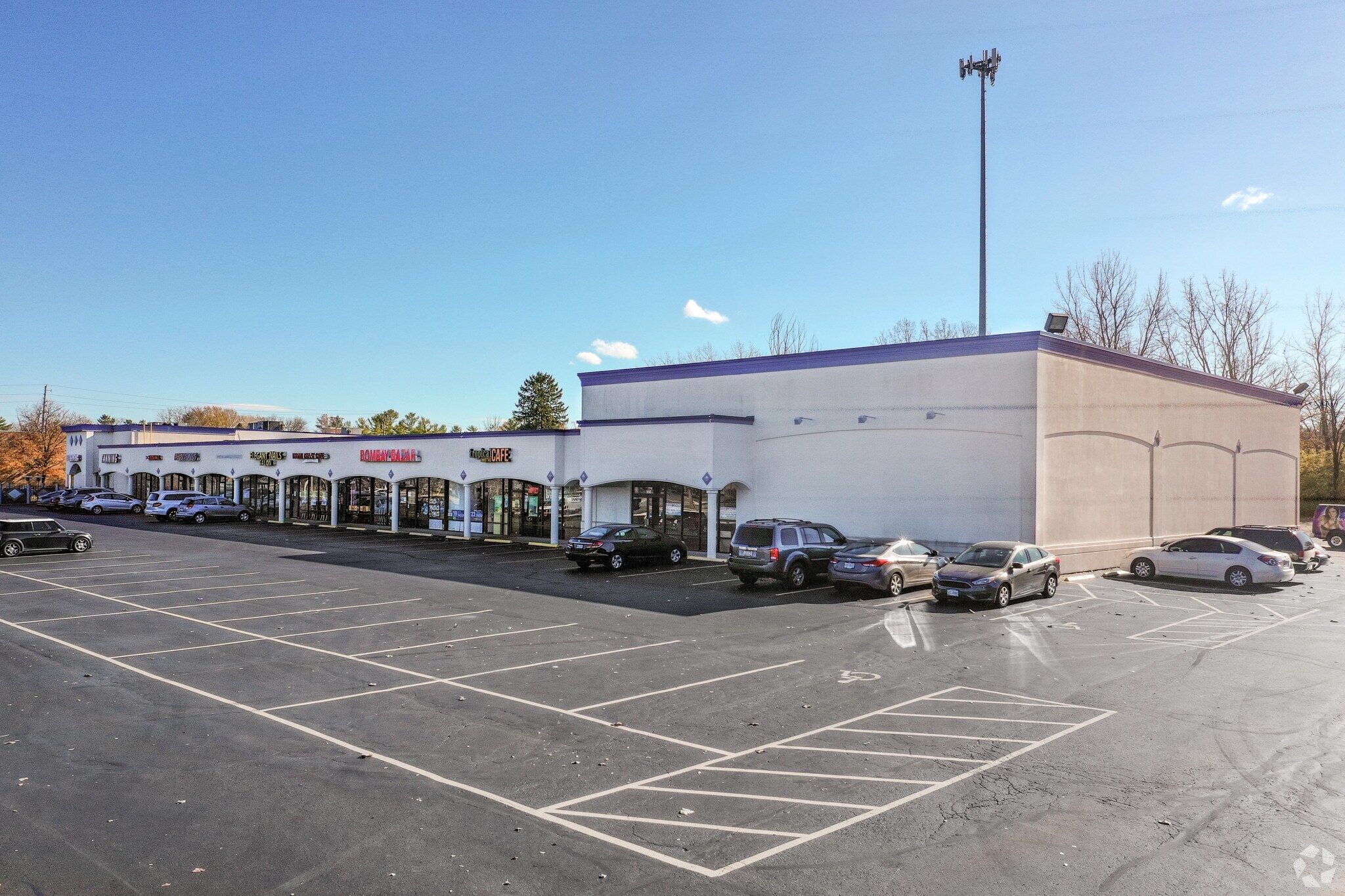 960-990 Miamisburg-Centerville Rd, Dayton, OH for lease Primary Photo- Image 1 of 4