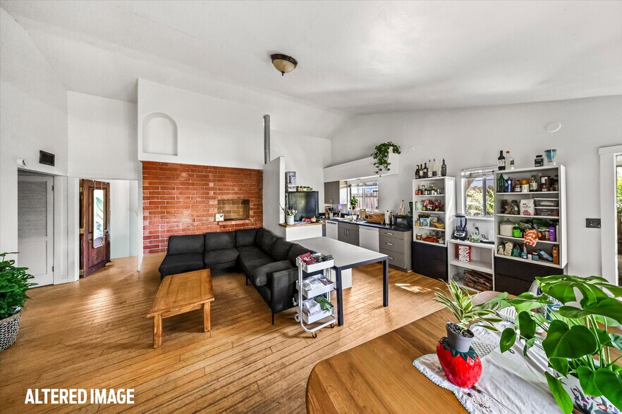 6880 Pasado Rd, Isla Vista, CA à vendre - Photo du bâtiment - Image 3 de 31