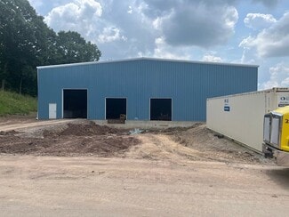 Plus de détails pour 18 McClaren Rd, Coraopolis, PA - Industriel à louer
