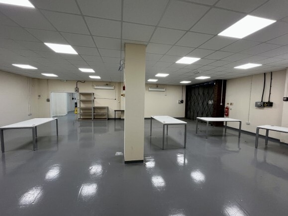 Airport Service Rd, Portsmouth à louer Photo intérieure- Image 1 de 8