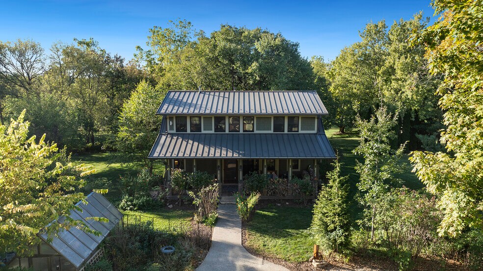 409 N State St, Franklin Grove, IL à vendre - Photo du bâtiment - Image 2 de 18