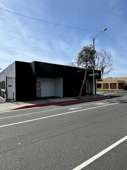 500 E Compton Blvd, Compton, CA for sale - Building Photo - Image 1 of 1