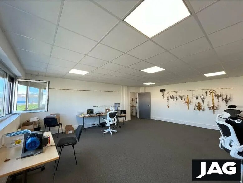 Flex dans Décines-Charpieu à louer - Photo intérieure - Image 3 de 10