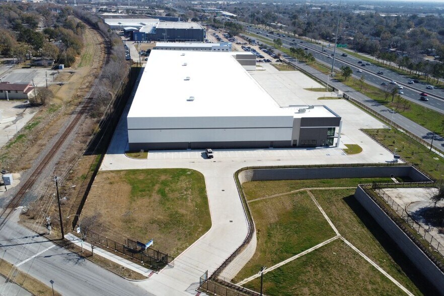 5415 South Loop E, Houston, TX à louer - Aérien - Image 3 de 6