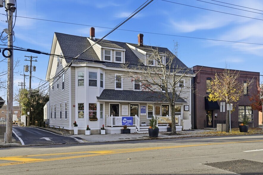 5 S Main St, Cape May Court House, NJ à vendre - Photo du bâtiment - Image 3 de 78