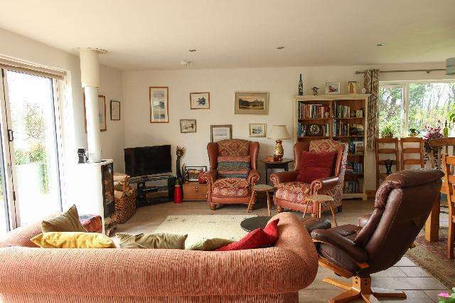 Capel Iwan Rd, Newcastle Emlyn à vendre - Photo du bâtiment - Image 3 de 8