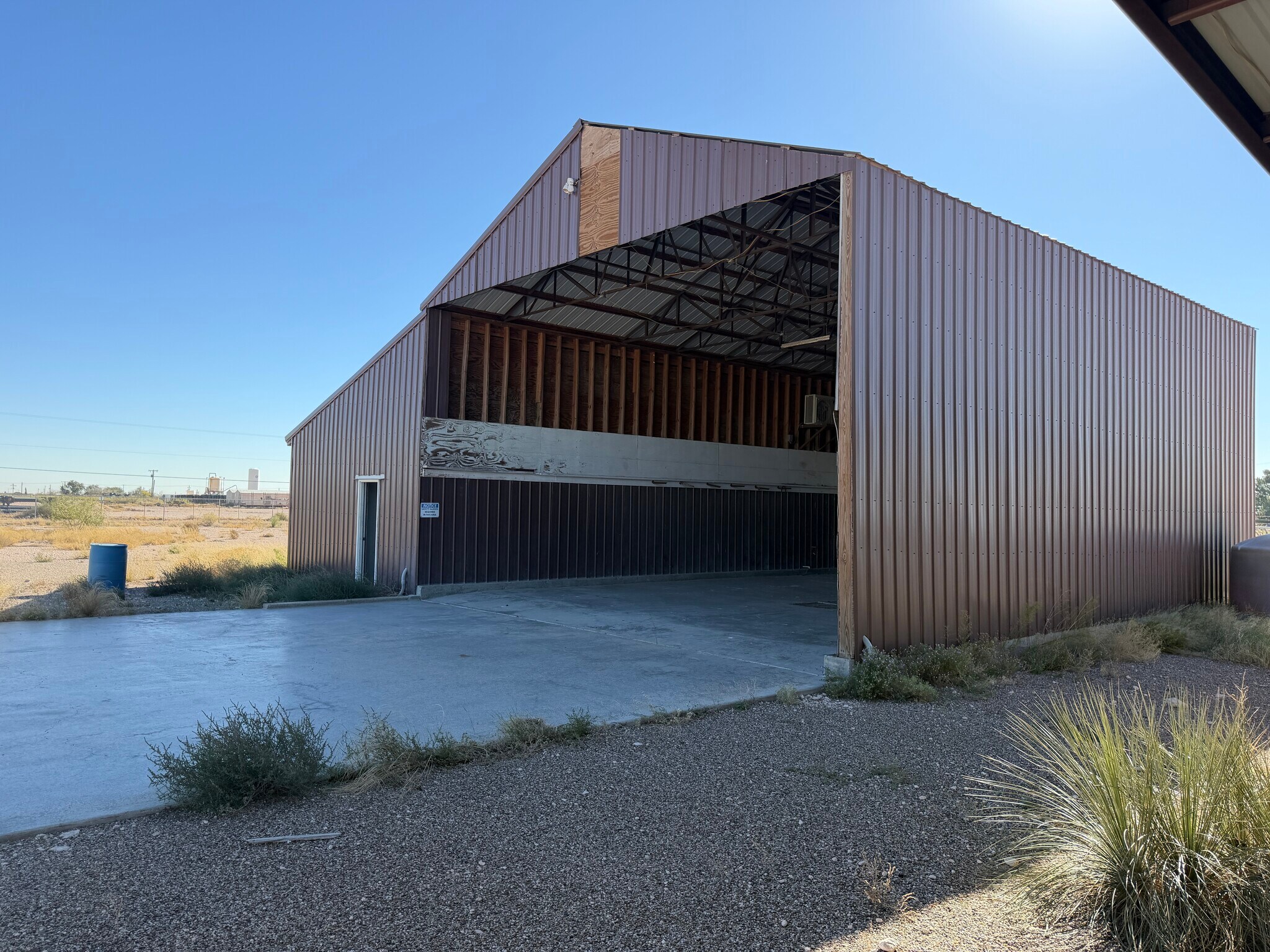 5105 S Veronica St, Monahans, TX for sale Primary Photo- Image 1 of 7