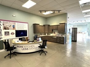 149 Route 17, Rochelle Park, NJ à vendre Photo intérieure- Image 1 de 1