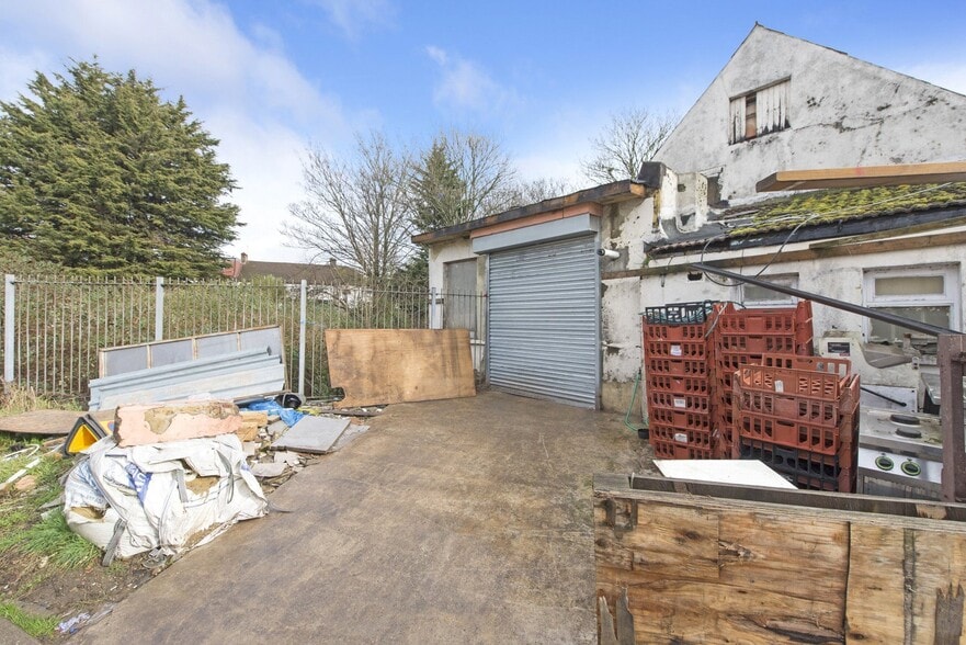 Statham Grv, Londres à vendre - Photo du bâtiment - Image 3 de 7